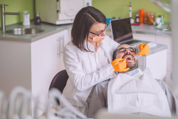Best Holiday Emergency Dentist in Centerville, IA